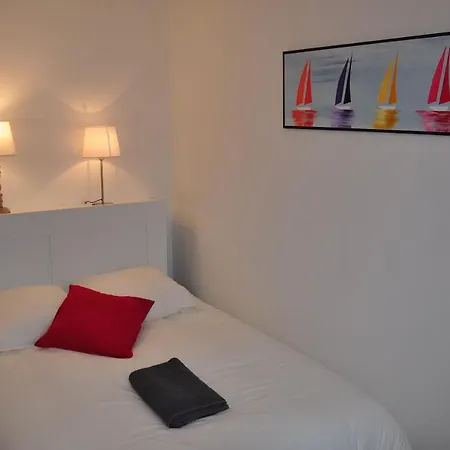 Appartement cosy refait à neuf au coeur de Saint Nazaire à 300m du front de mer Extérieur photo
