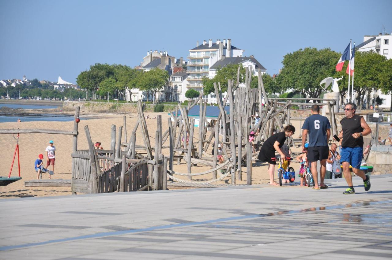 Cosy Refait A Neuf Au Coeur De Nazaire A 300m Du Front De *