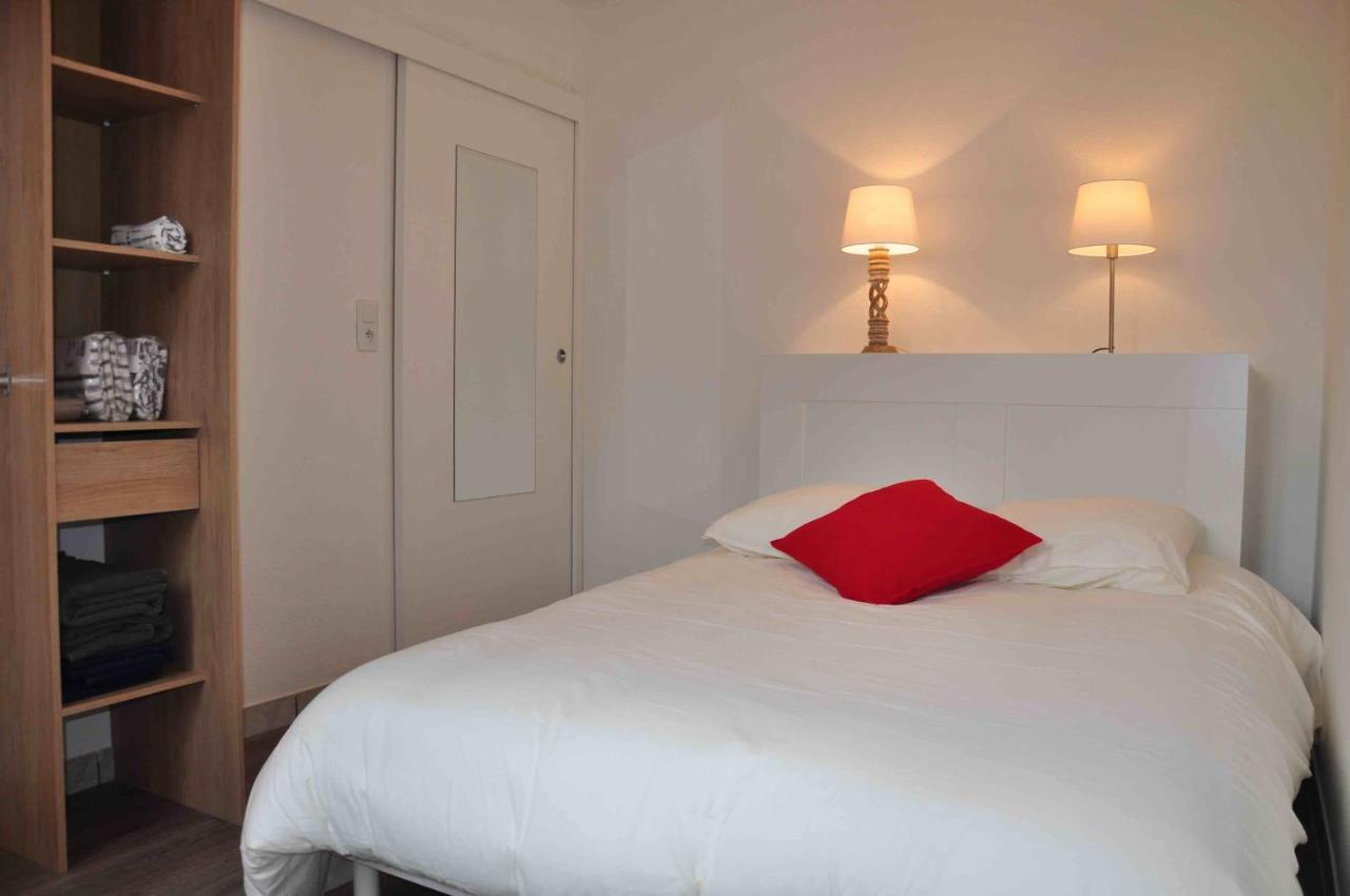 Cosy Refait A Neuf Au Coeur De Nazaire A 300m Du Front De Apartment
